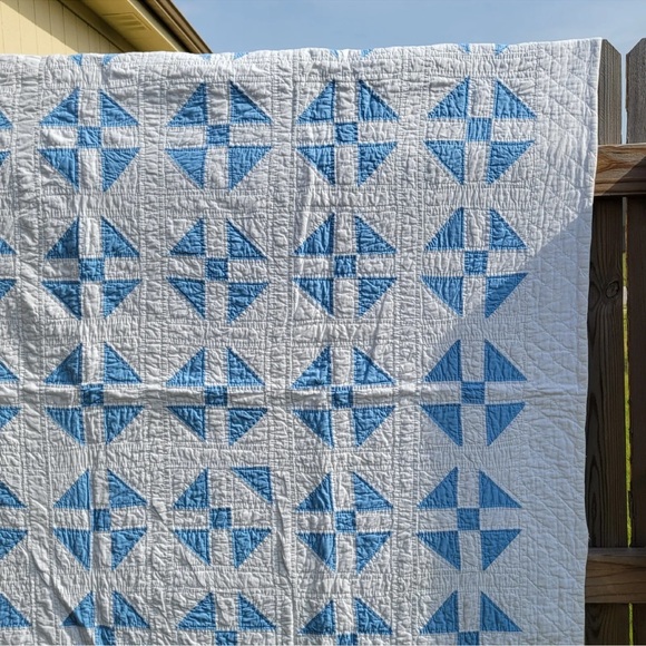 Vintage Quilt - Picture 3 of 7